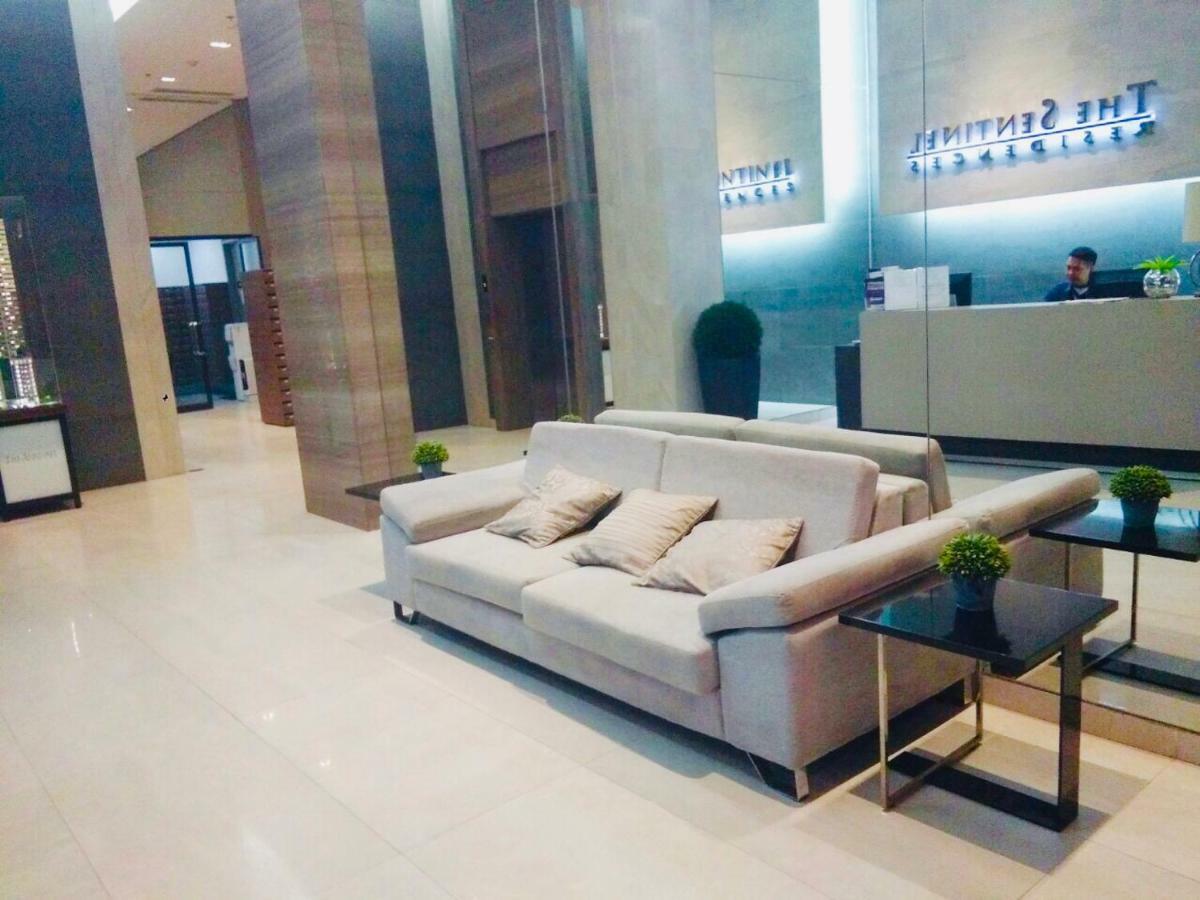 The Sentinel Residences Suite Manila Exterior photo