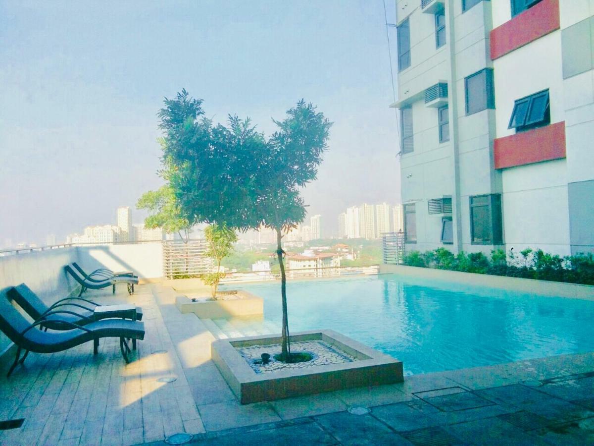 The Sentinel Residences Suite Manila Exterior photo